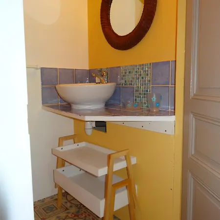 Beautiful In Provencal With Garden And Wifi Apartment *